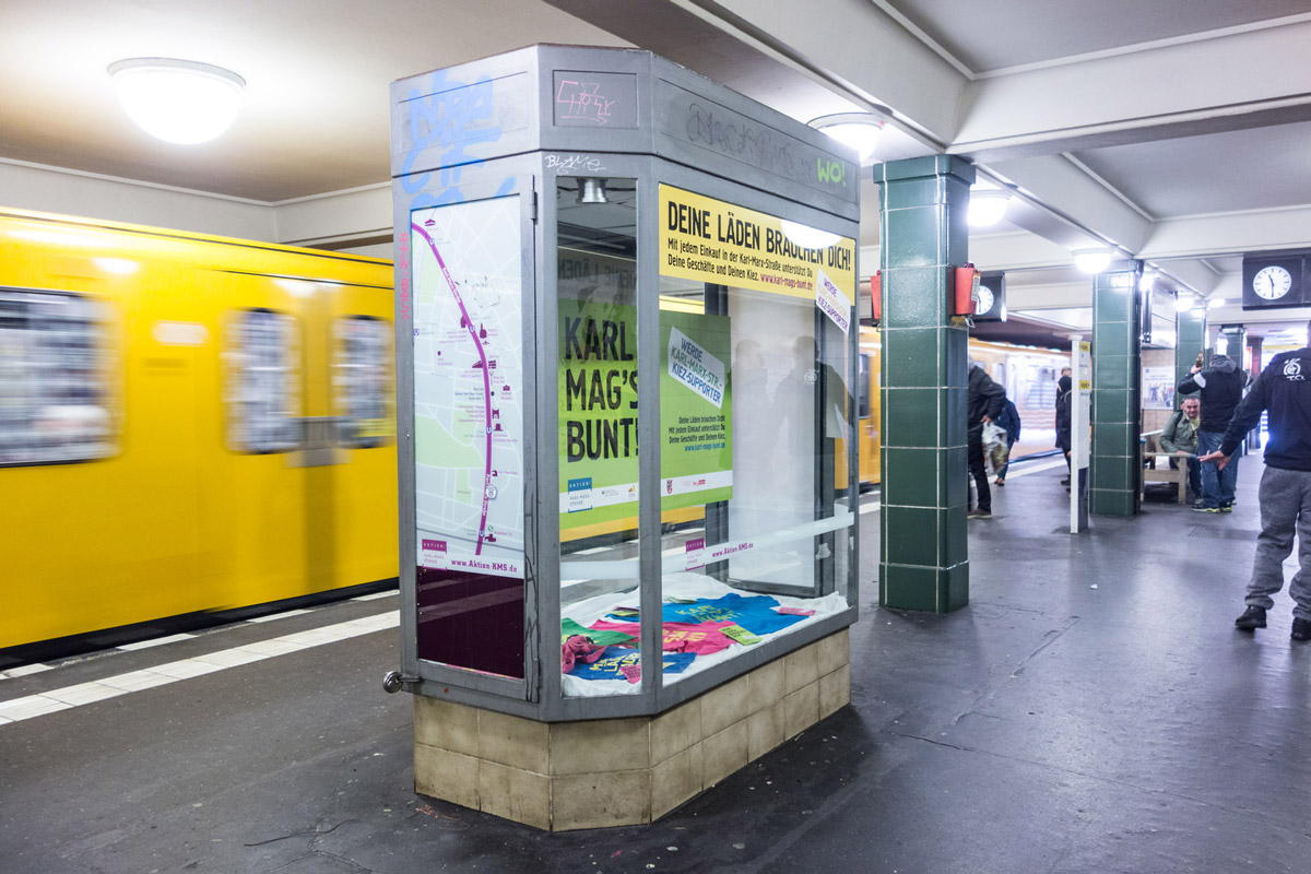 Vitrine im U-Bahnhof