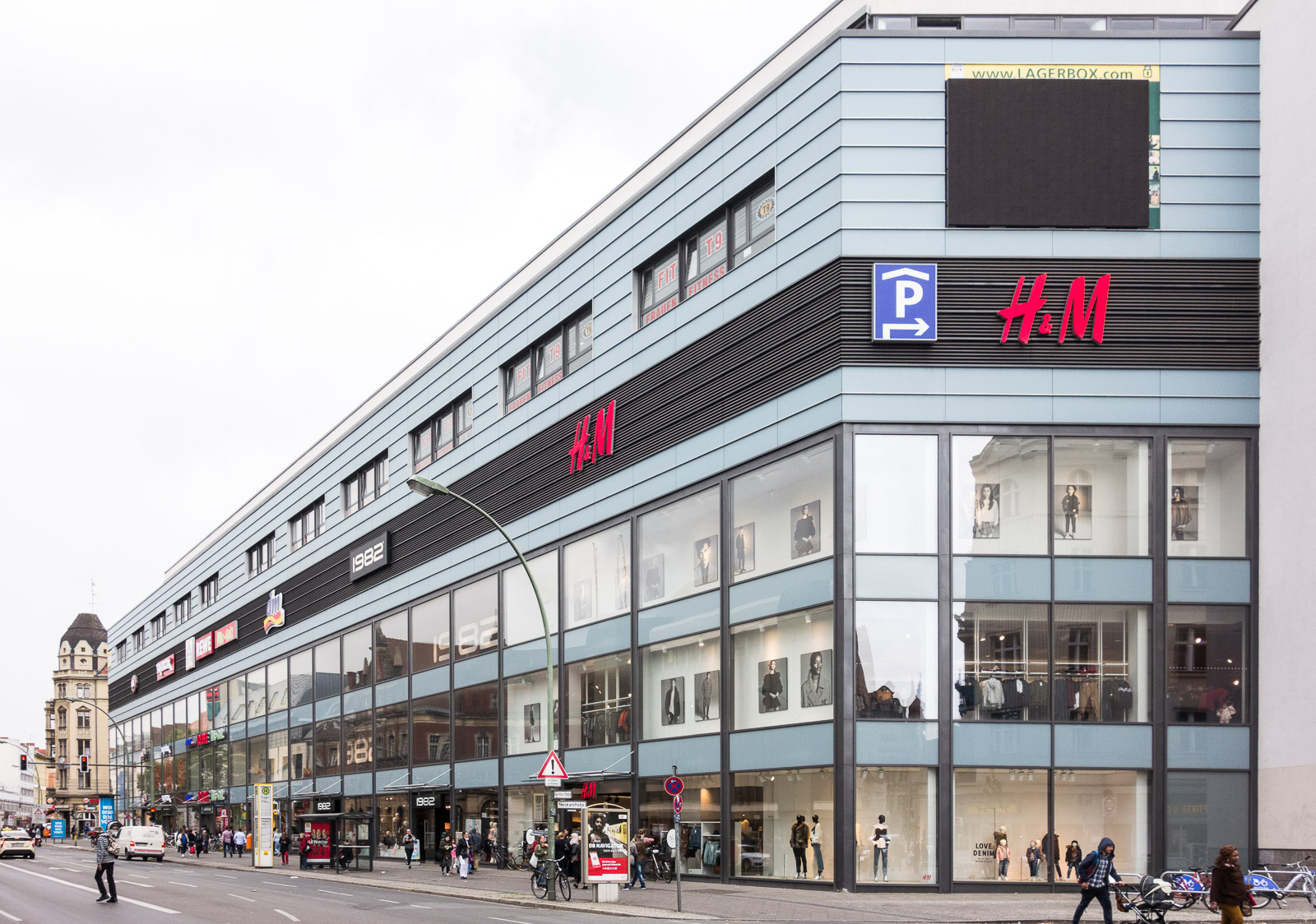 kms-sonne-ehem-hertie_DSC5235 Einkaufscenter