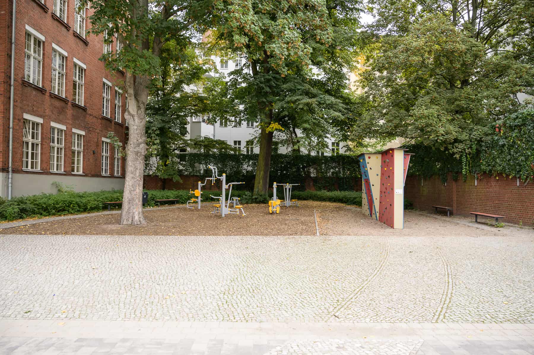 Ernst-Abbe-Schule Spielplatz