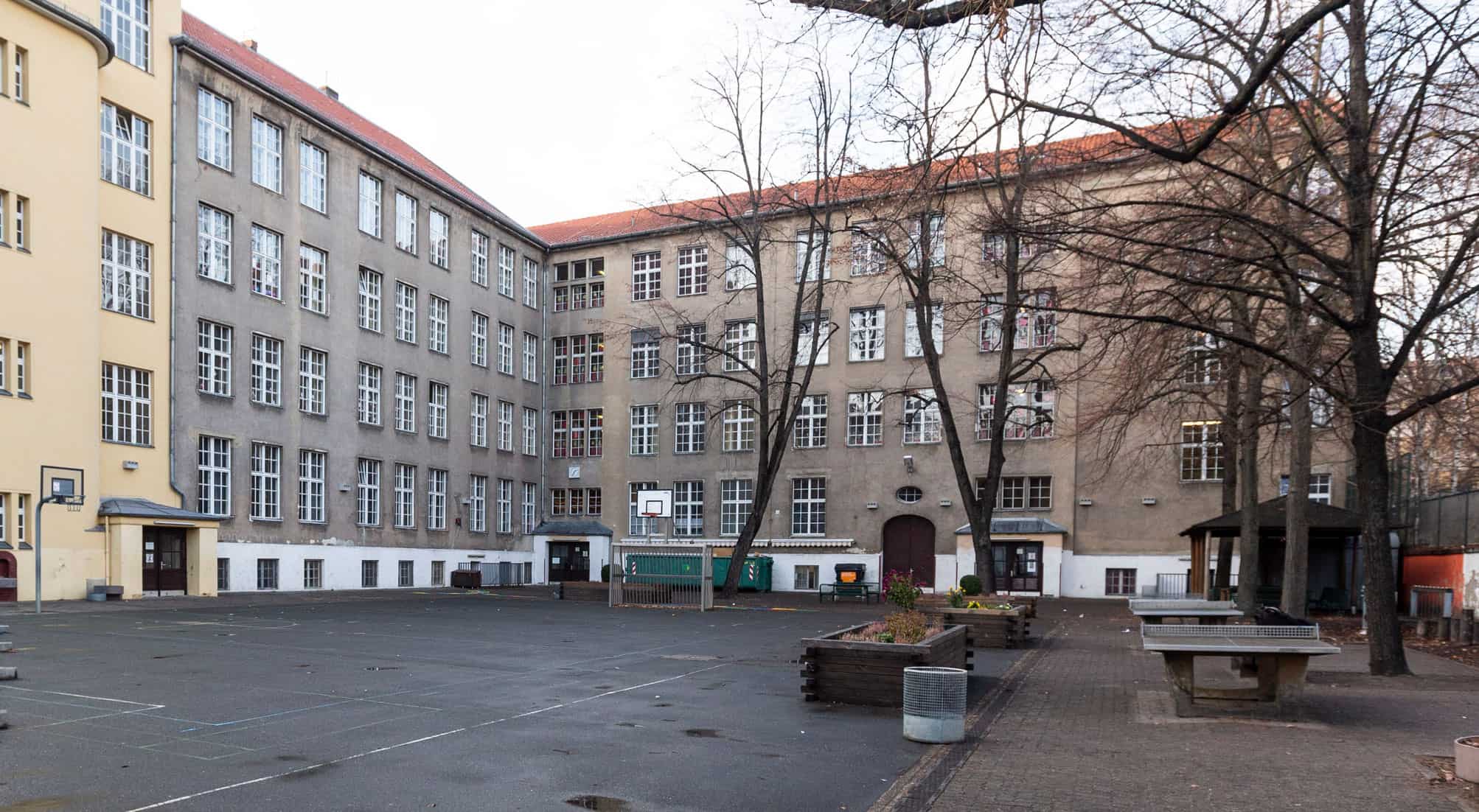 Schulhof Elbeschule