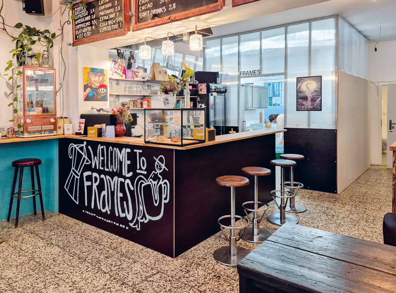 Frames Café